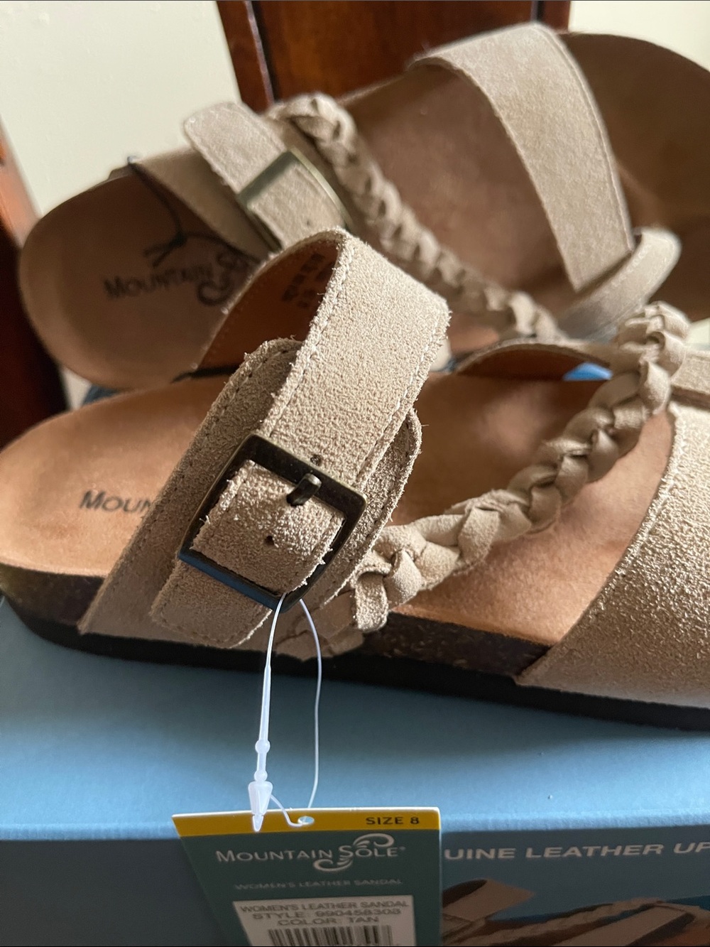 New with Tags Mountain Sole Women's Leather Sandals - Tan (Size 8) - Picture 7 of 9